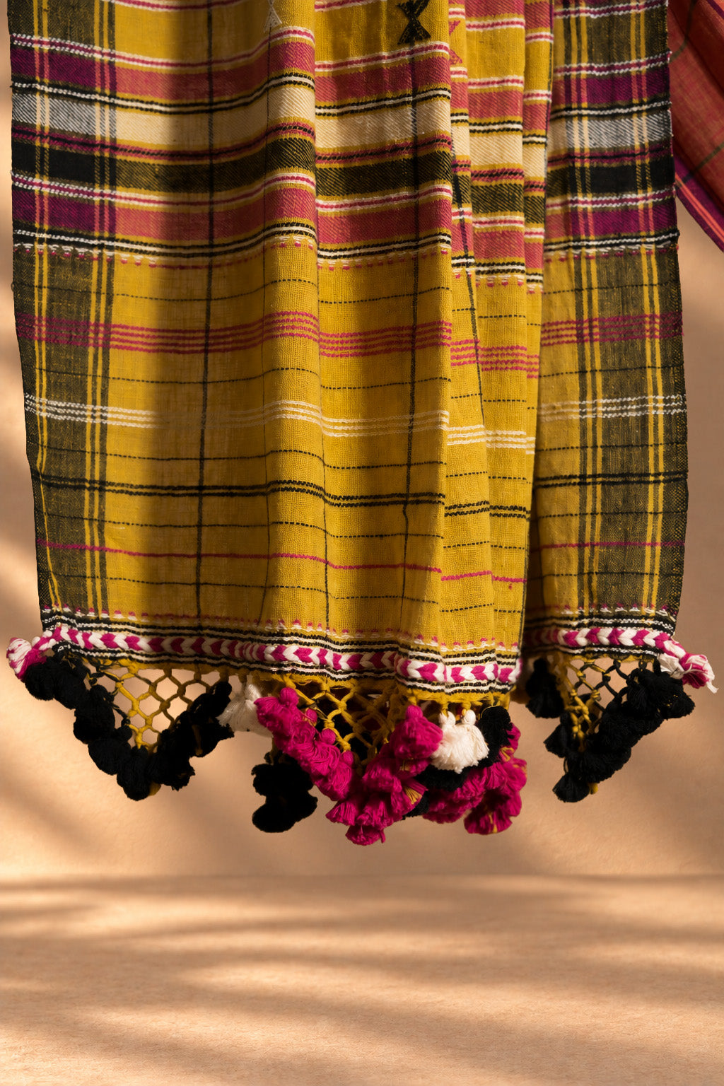 Meto Gulabi | Chaumukh | Kala Cotton | Saree