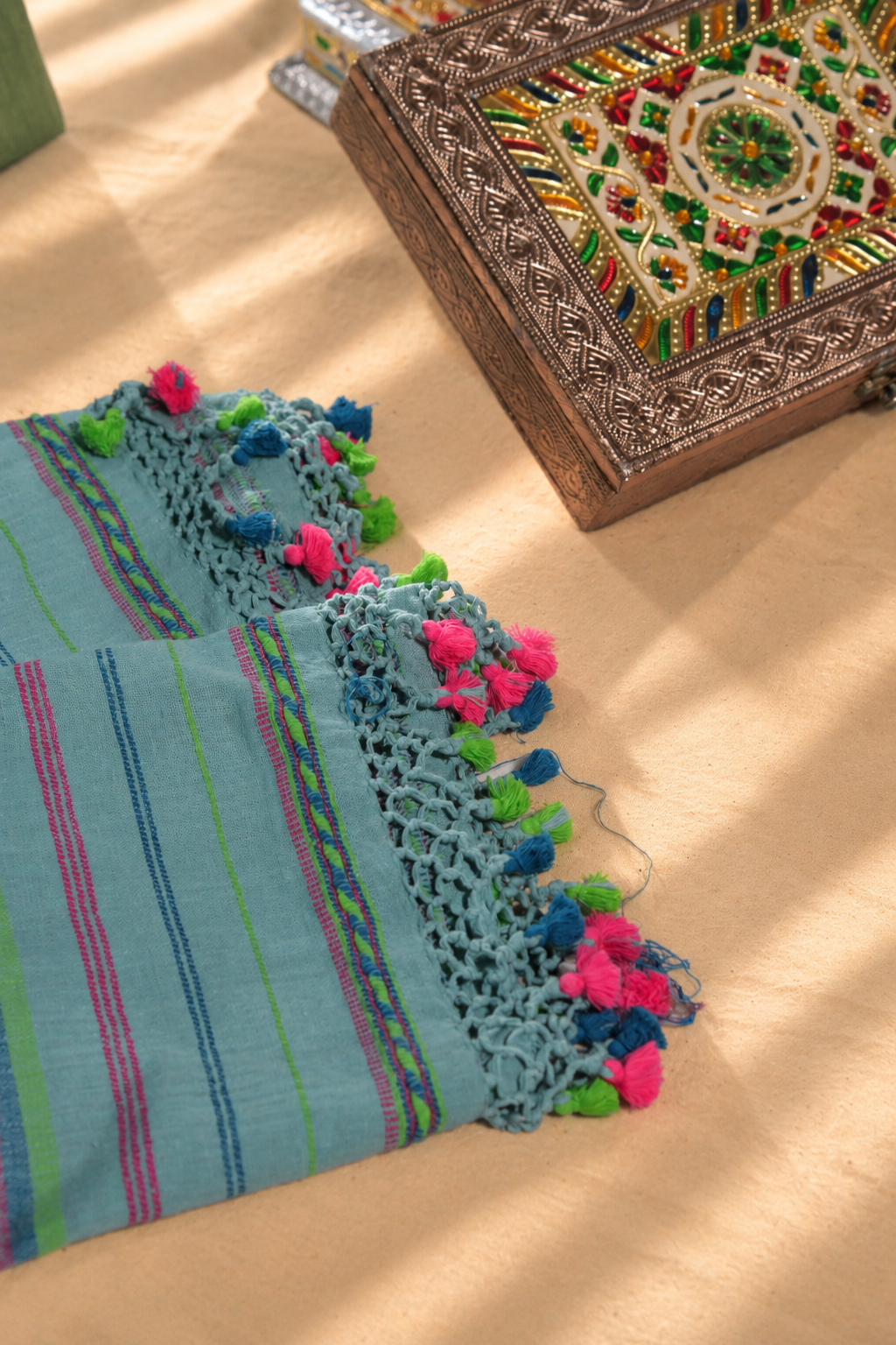 Aachho Lilo | Damroo | Kala Cotton | Suit Piece - image 4