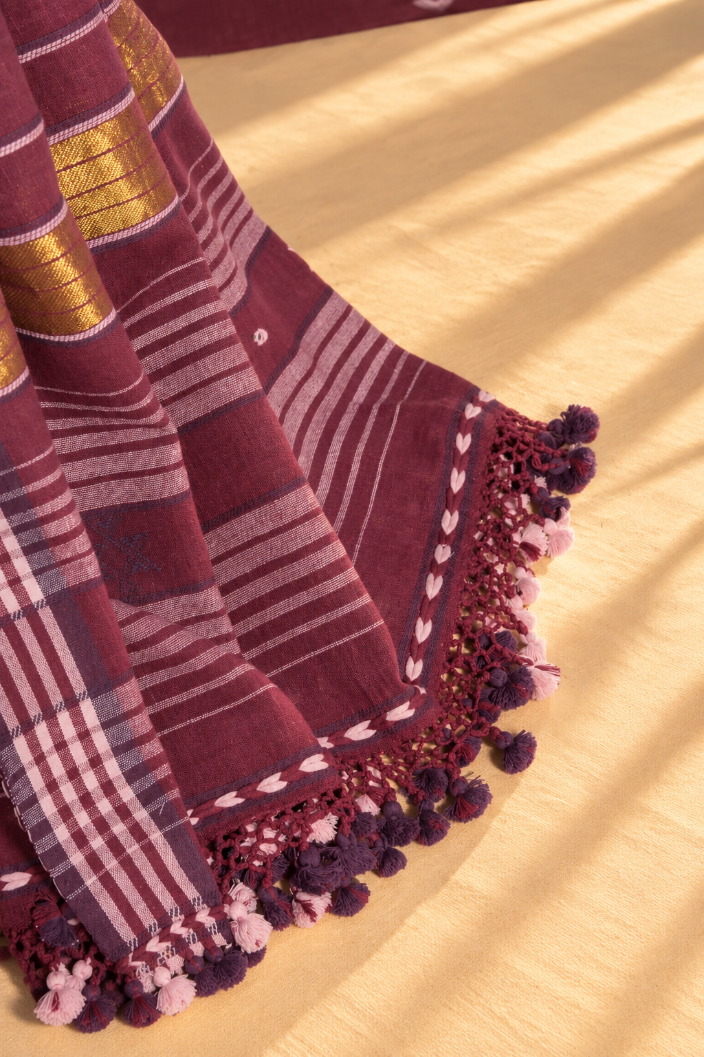 Ghato Gulabi | Damroo | Kala Cotton | Suit Piece - image 2