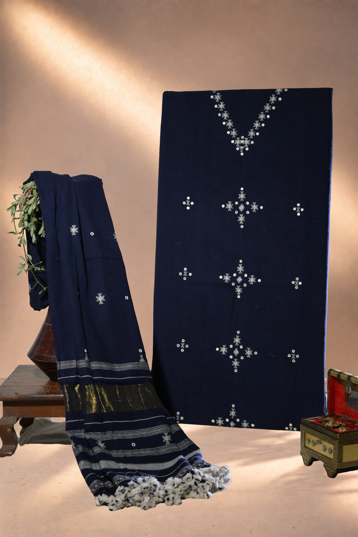 Ghato Neelo | Chaumukh | Kala Cotton | Suit Piece - image 1