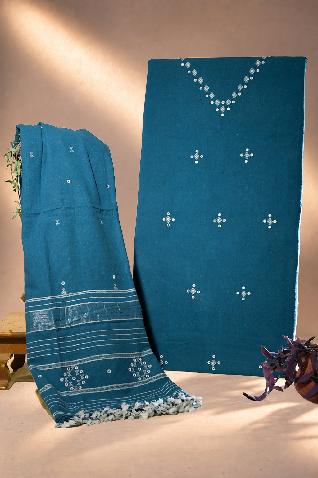 Ghato Vaadli | Panchako | Kala Cotton | Suit Piece - image 1