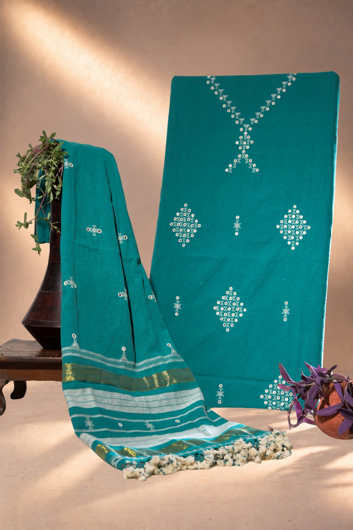 Mor Peenchh | Damroo | Kala Cotton | Suit Piece - image 1