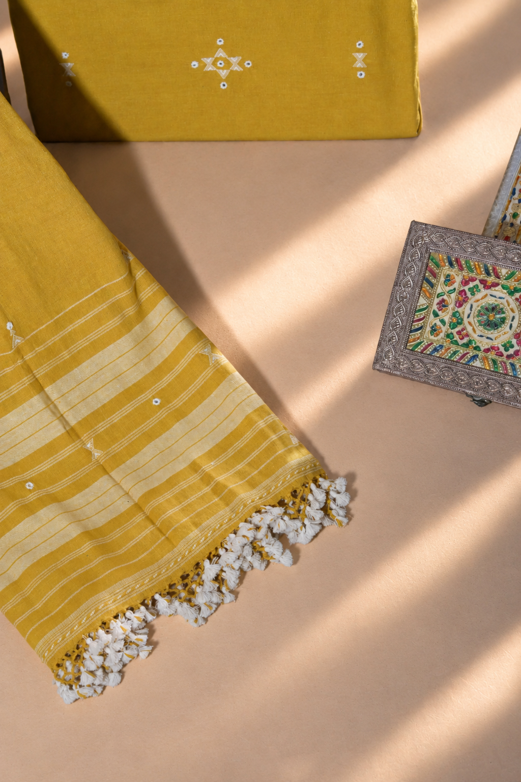 Pilo | Dholki | Kala Cotton | Suit Piece - image 2