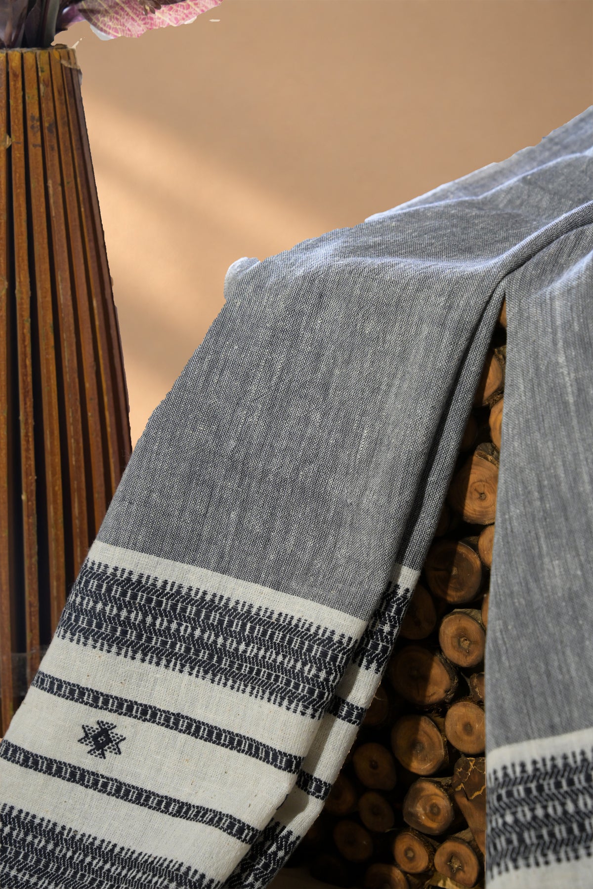 Raakhodi | Chaumukh | Kala Cotton | Stole - image 3