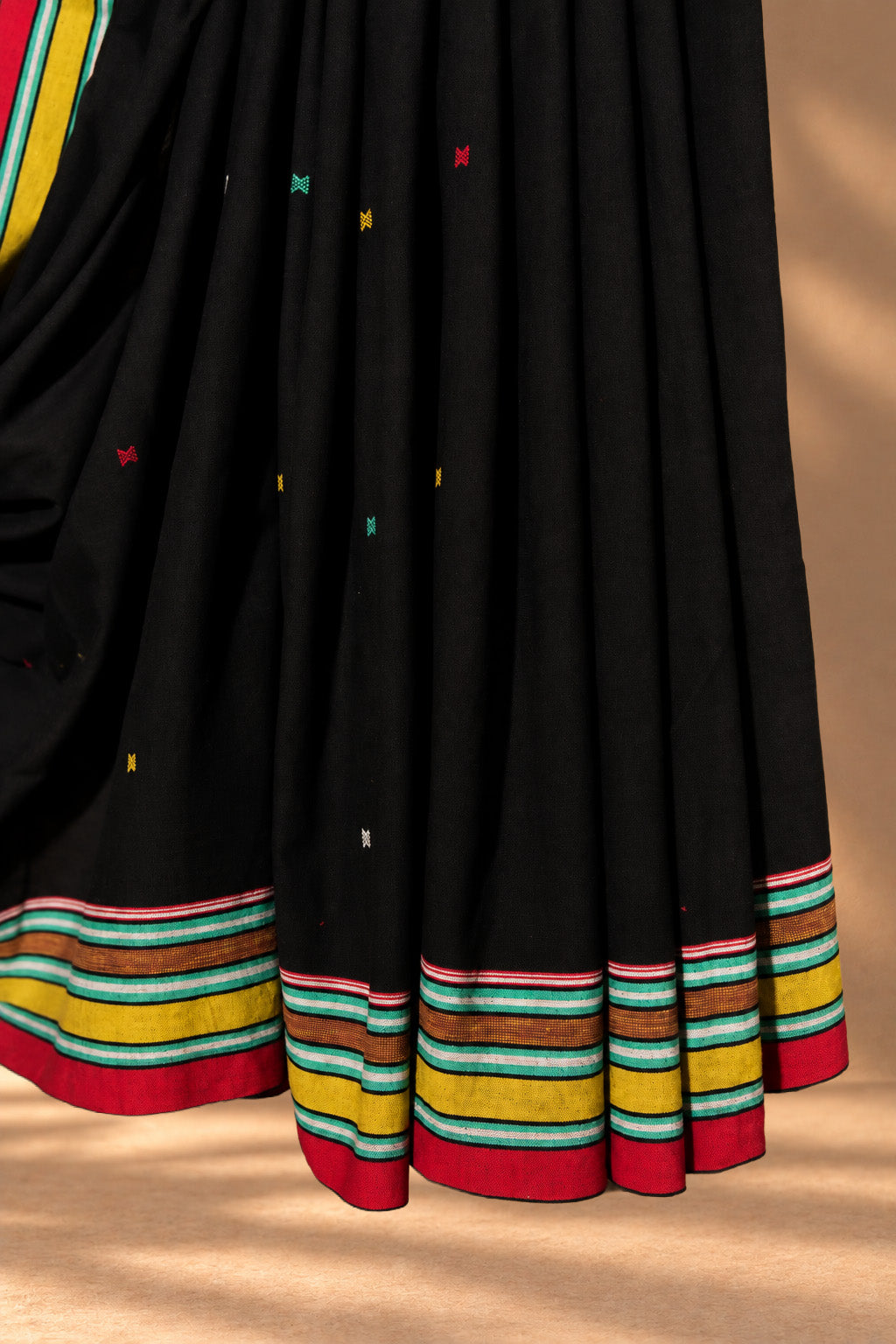 Kaaro | Dumroo | Kala Cotton | Saree