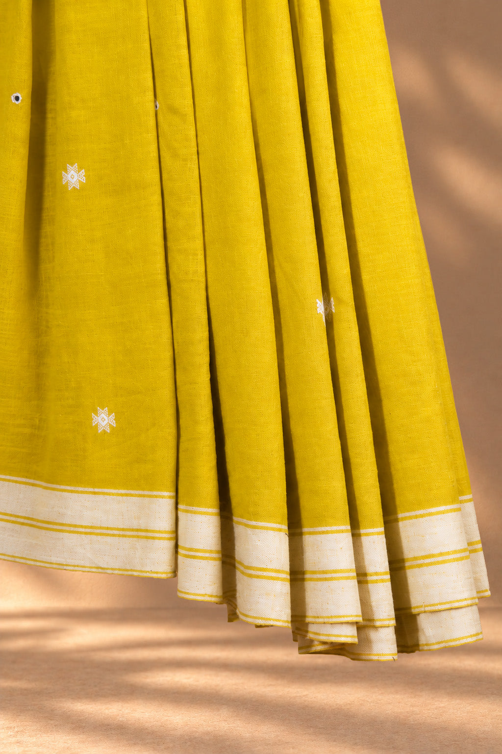 Rai Pilo | Chaumukh | Kala Cotton | Saree