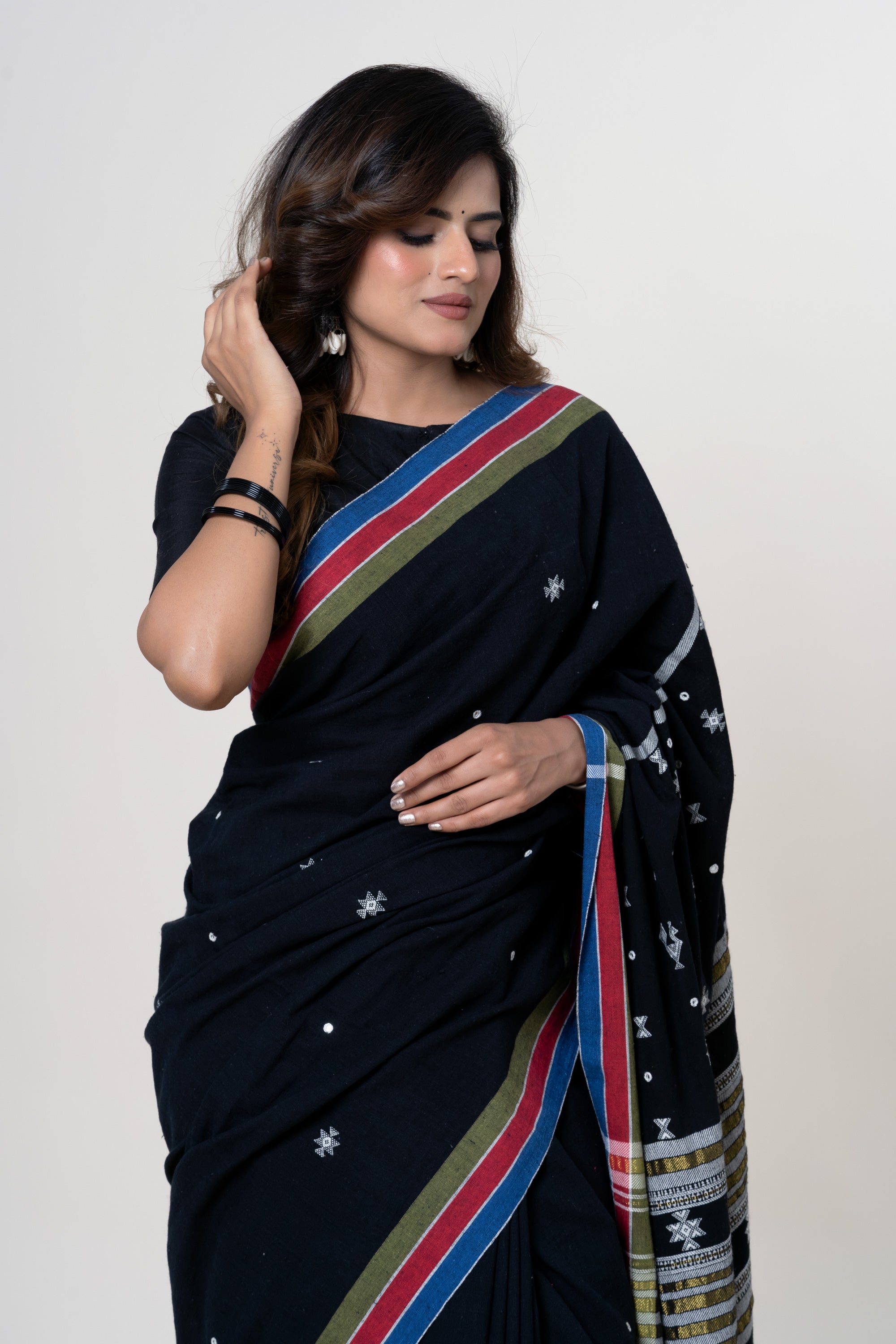Jet Black Bhujodi Handwoven Kala Cotton Saree with White Motifs