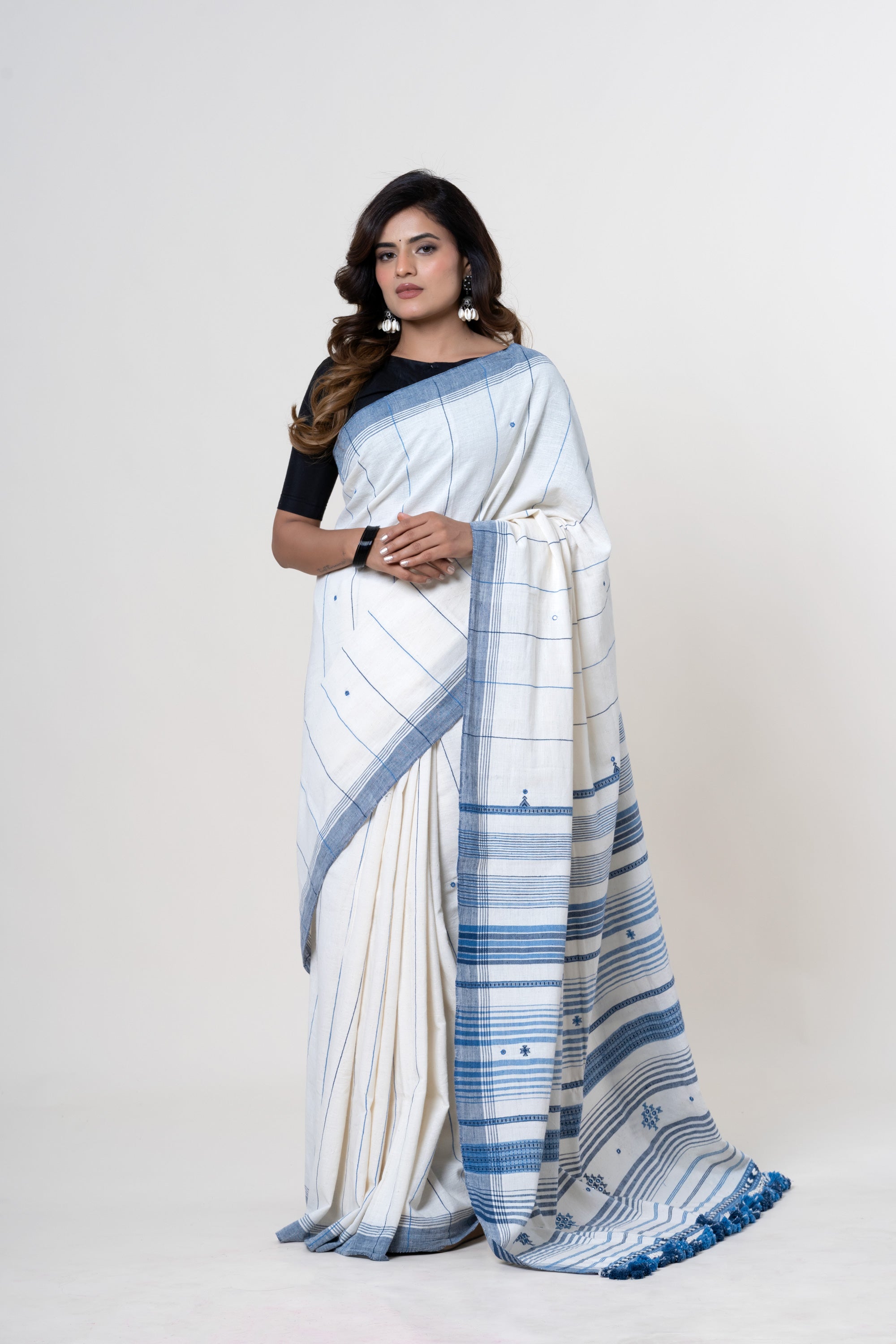Natural White Bhujodi Handwoven Kala Cotton Saree with Indigo Blue Motifs and Mirror work