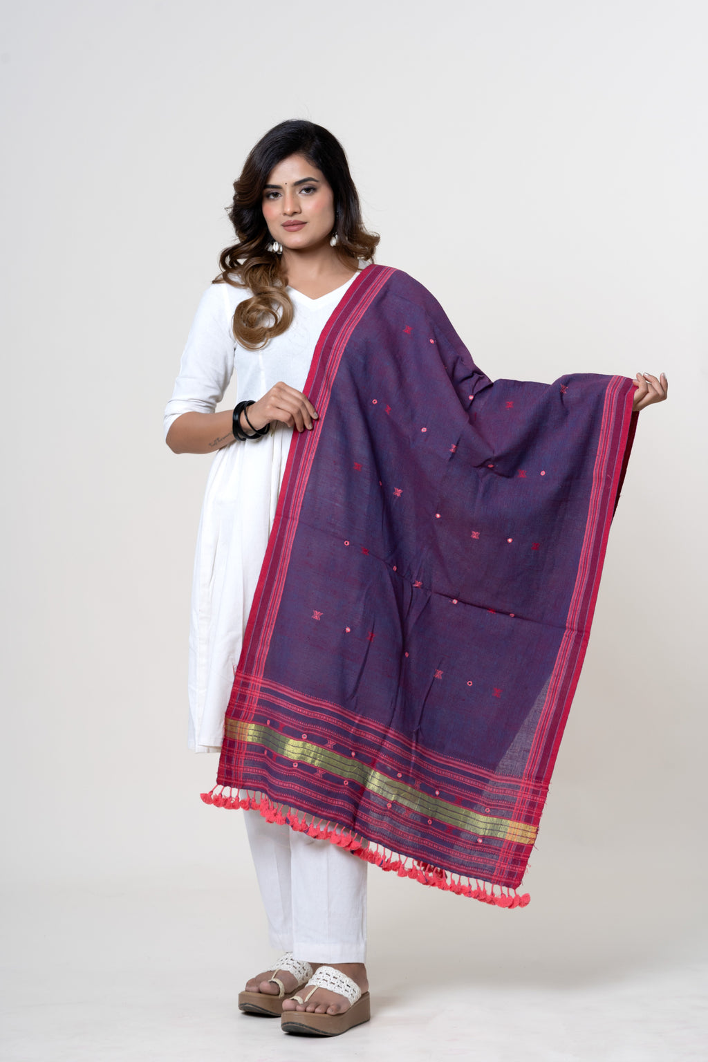 Deep Purple Bhujodi Handwoven Kala Cotton Stole with Magenta-Pink Accents