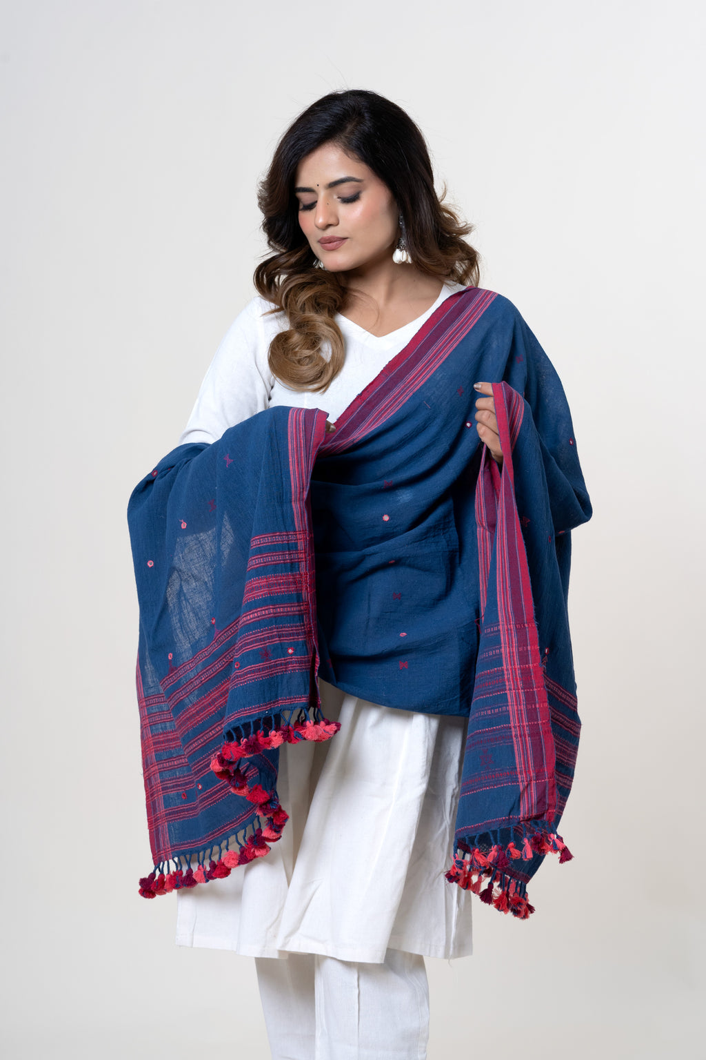 Deep Indigo Blue Bhujodi Handwoven Kala Cotton Stole with Magenta/Pink Accents