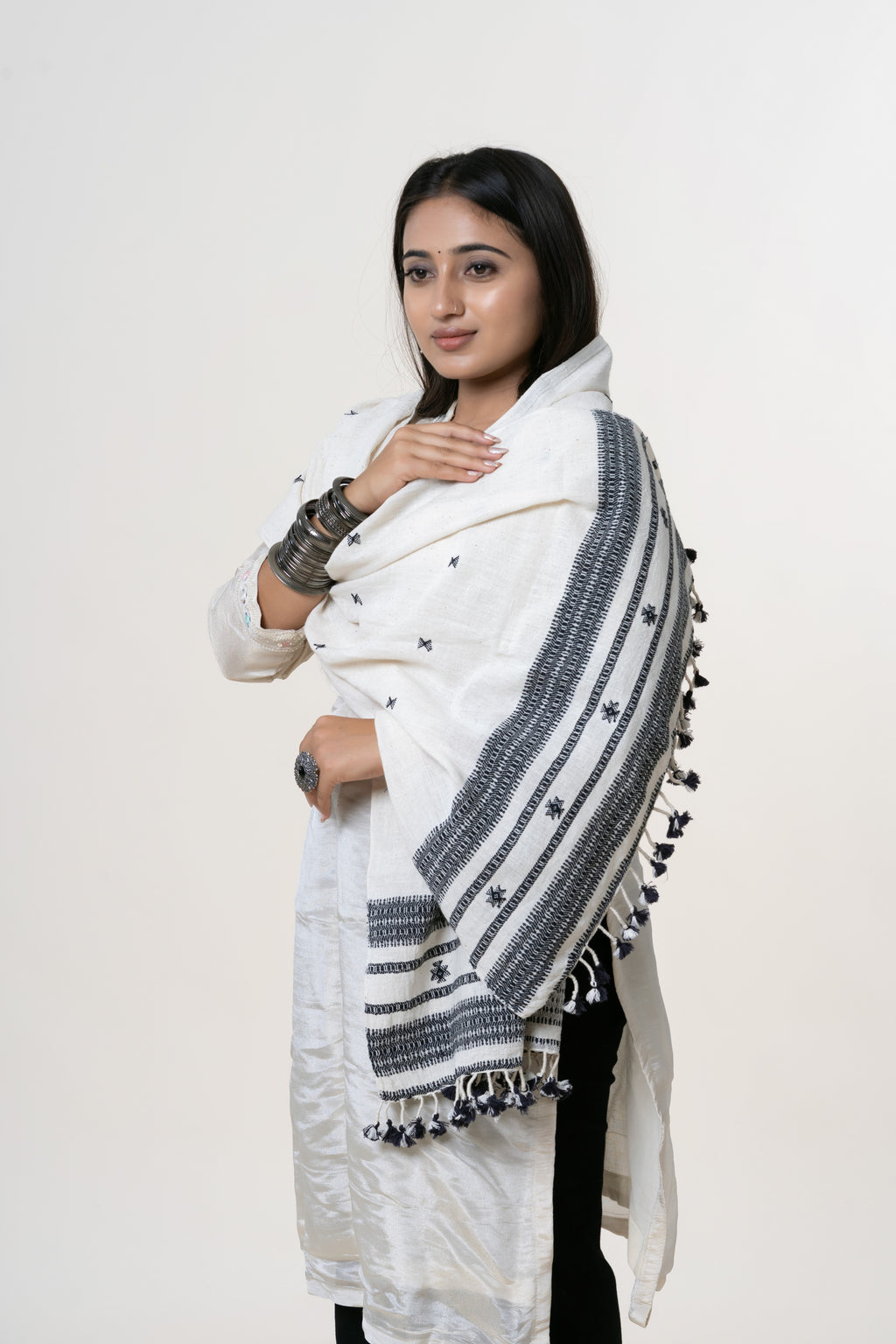 Off-White Bhujodi Handwoven Kala Cotton Stole with Charcoal Black Accents