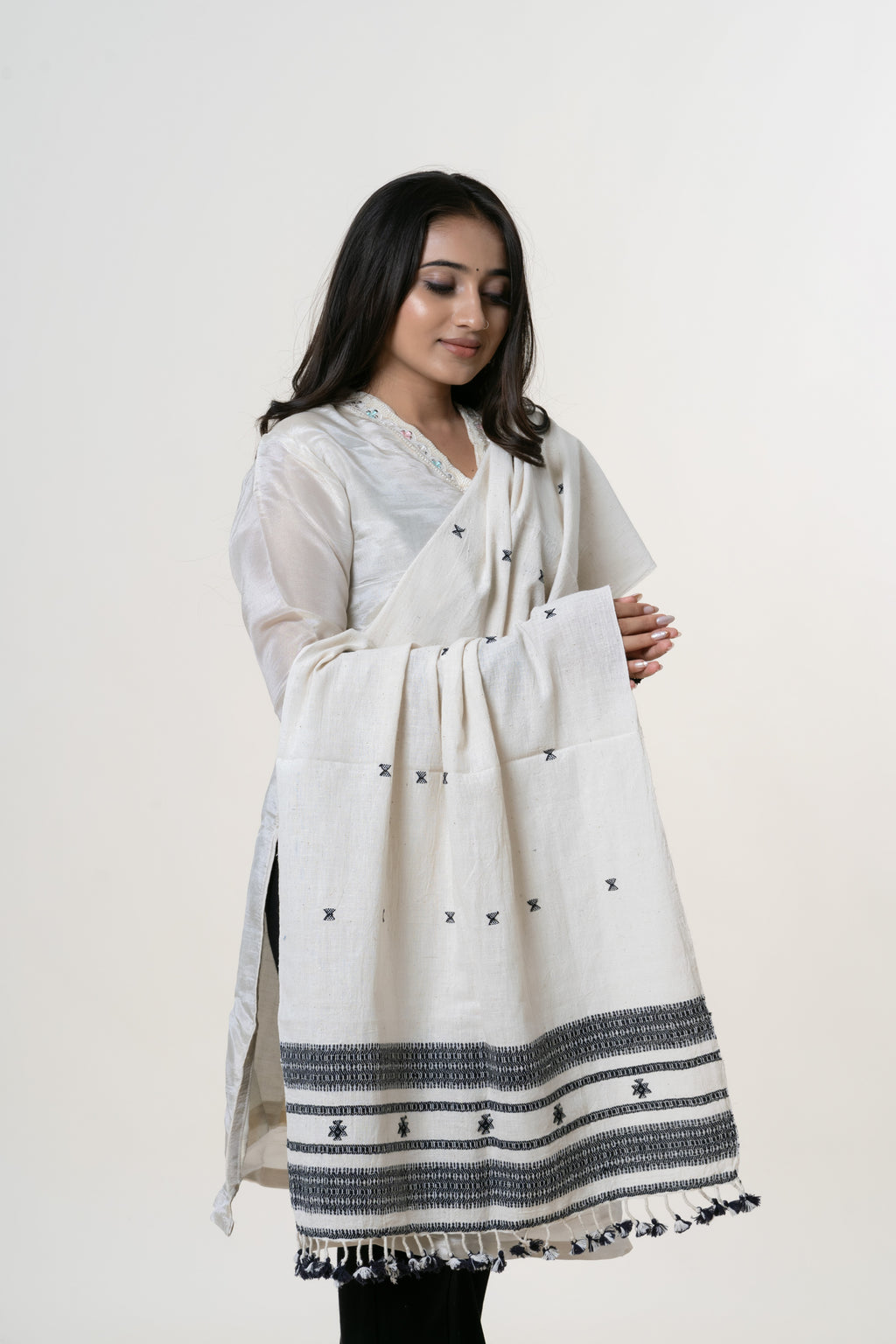 Off-White Bhujodi Handwoven Kala Cotton Stole with Charcoal Black Accents