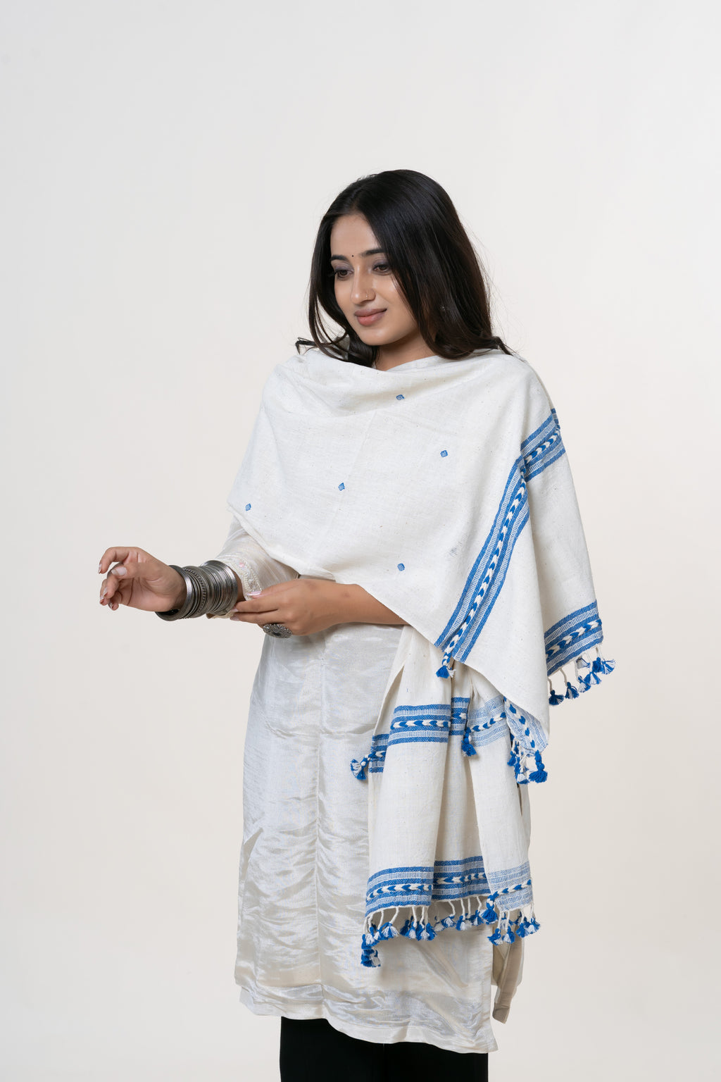 Natural Off-White Bhujodi Handwoven Kala Cotton Stole with Indigo Blue Accents