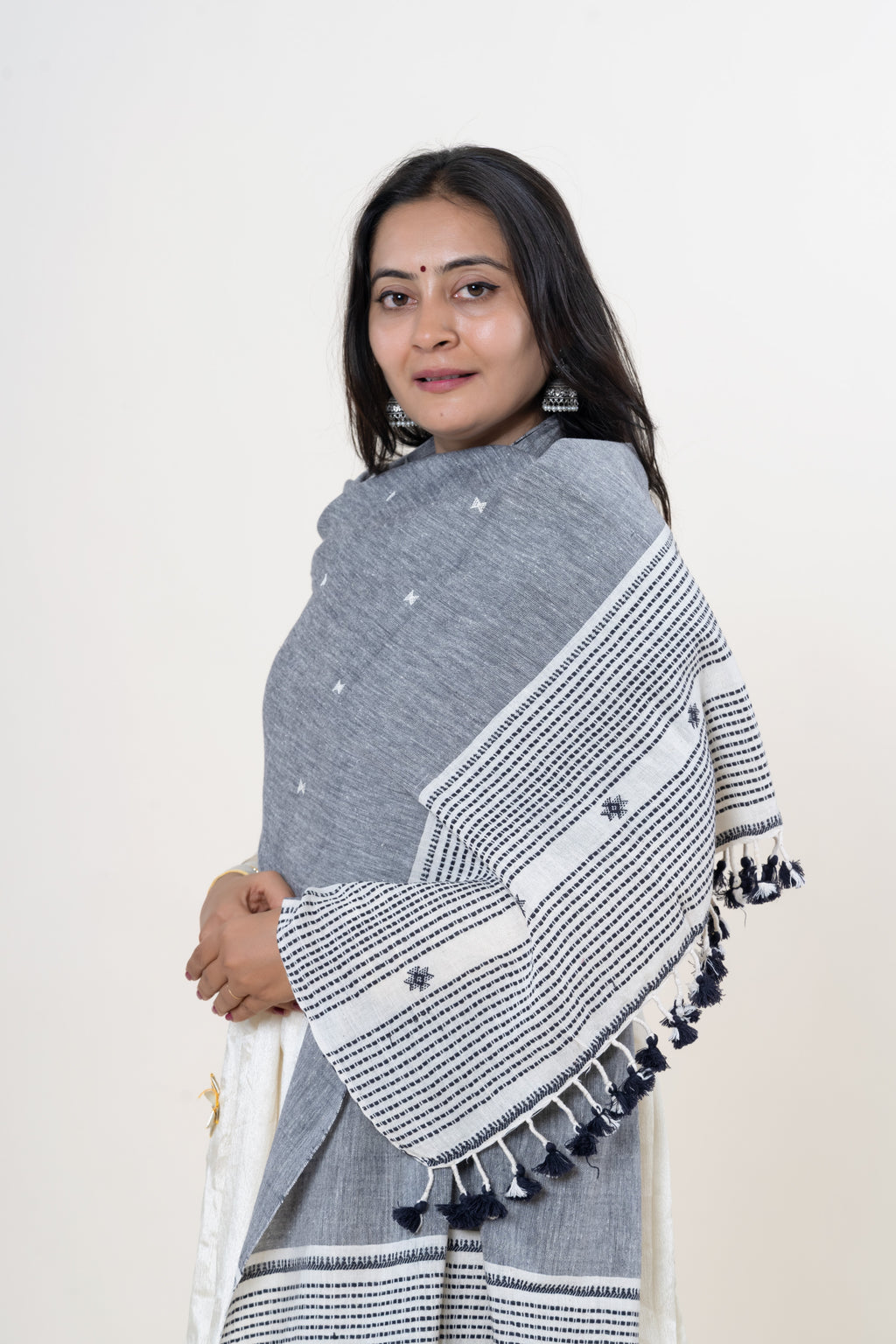 Grey Bhujodi Handwoven Kala Cotton Stole with Cream & Black Accents