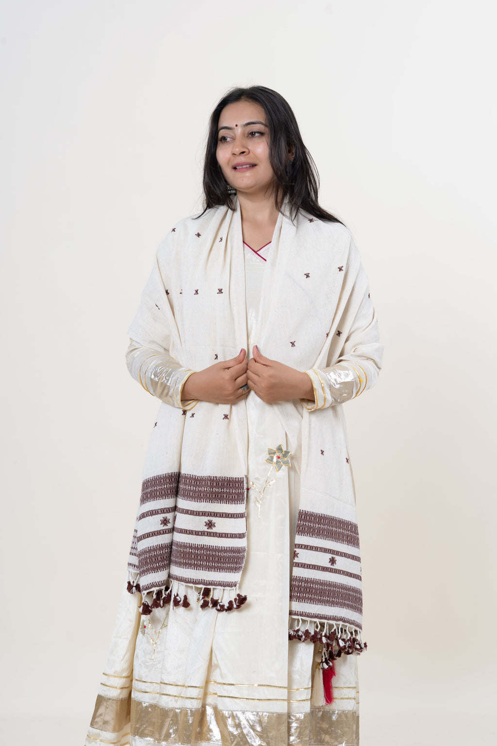 Ivory Bhujodi Handwoven Kala Cotton Stole with Brown Accents