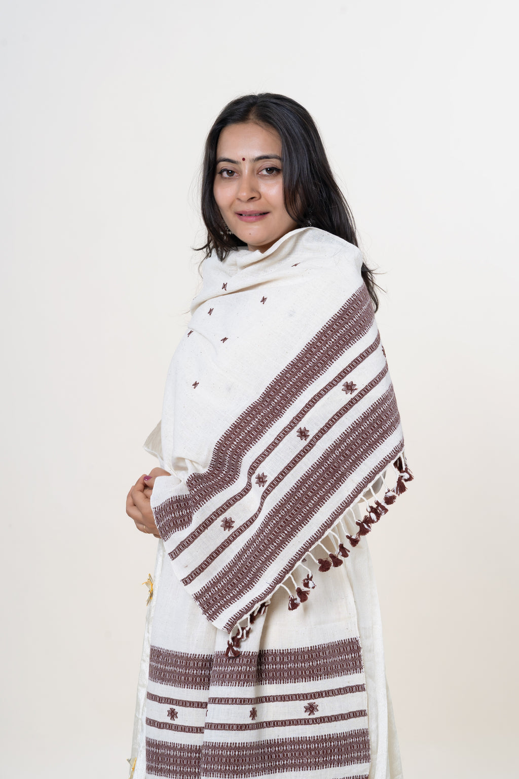 Ivory Bhujodi Handwoven Kala Cotton Stole with Brown Accents