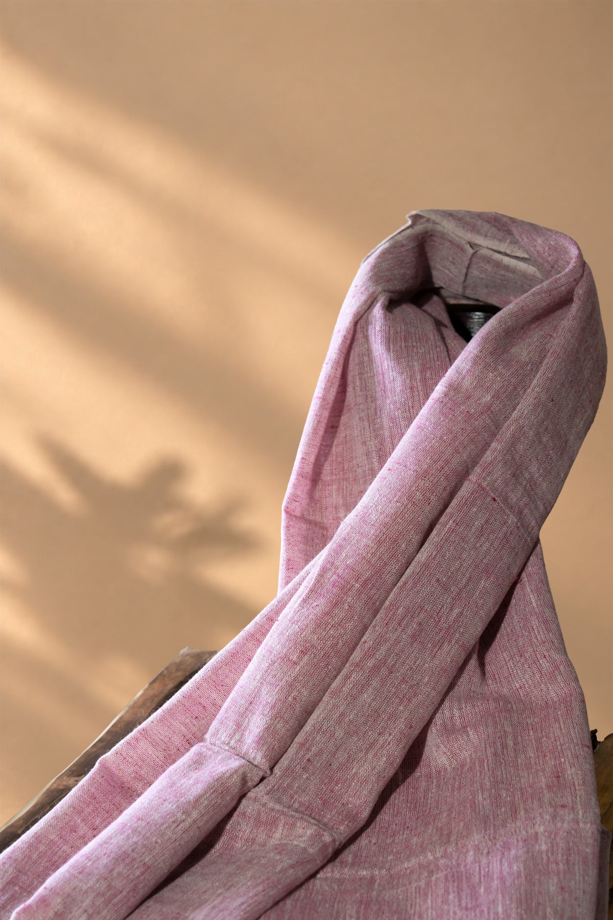 Aachho Gulabi | Adwara | Kala Cotton | Stole - image 4
