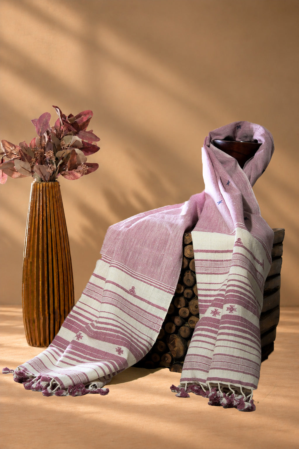 Aachho Gulabi | Damroo | Kala Cotton | Stole - image 1