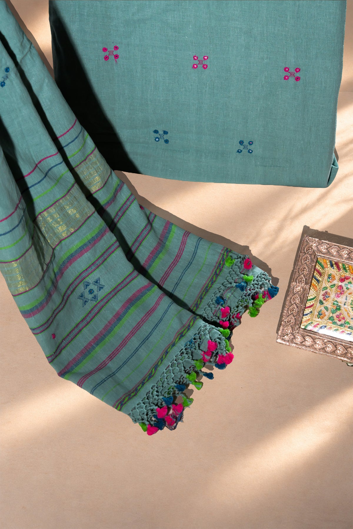 Aachho Lilo | Damroo | Kala Cotton | Suit Piece - image 2
