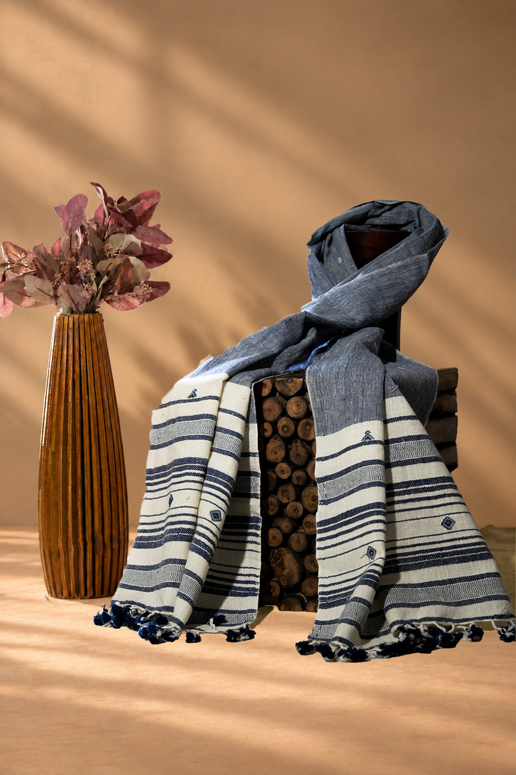 Aachho Vaadli | Panchako | Kala Cotton | Stole - image 1
