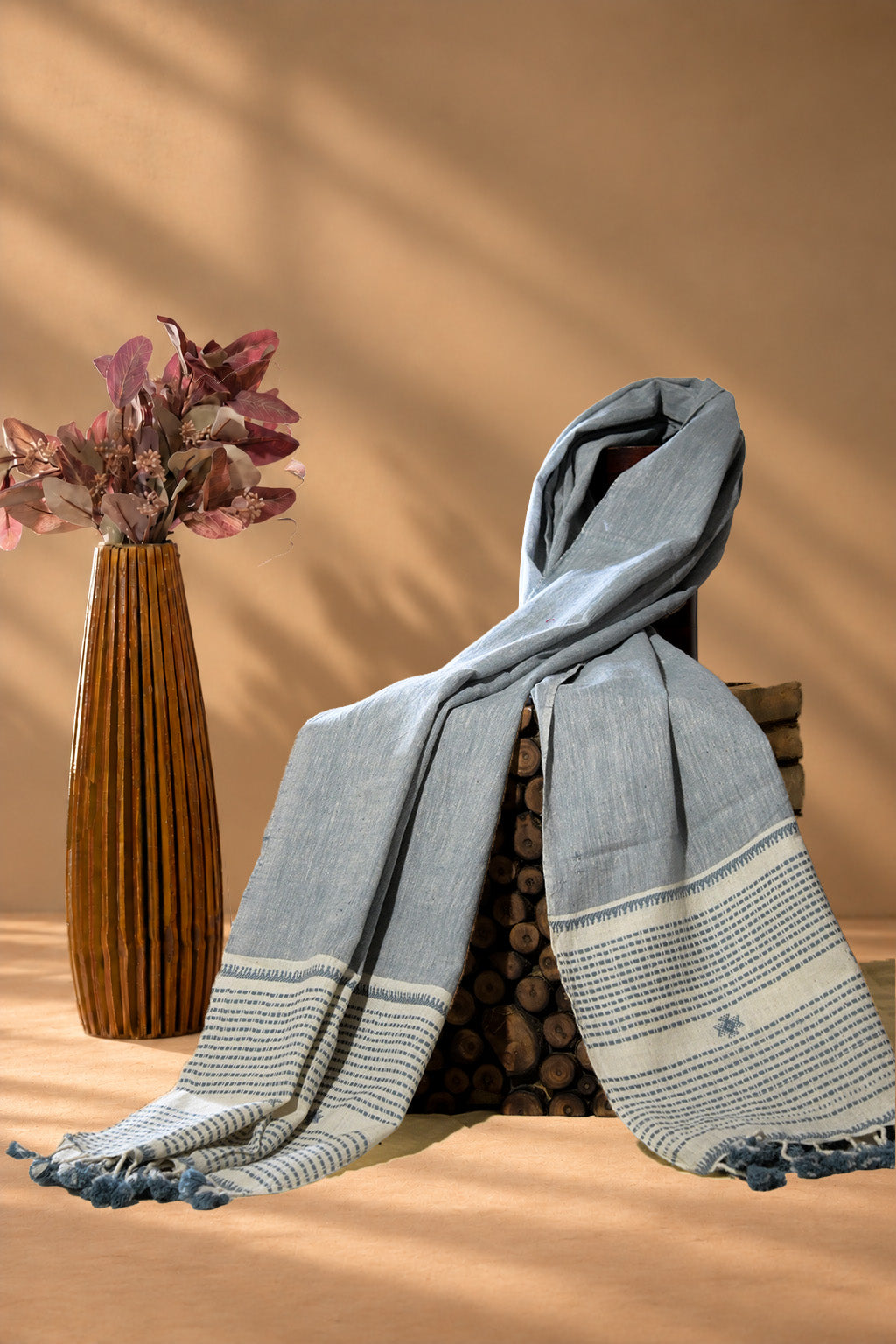 Aachho Vaadli | Vankiyo | Kala Cotton | Stole - image 1
