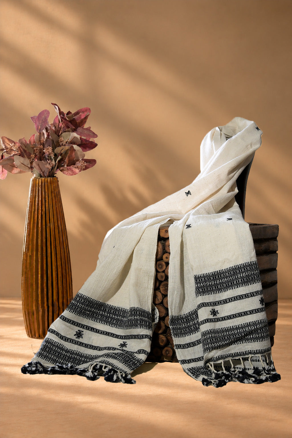 Dhoro | Damroo | Kala Cotton | Stole - image 1
