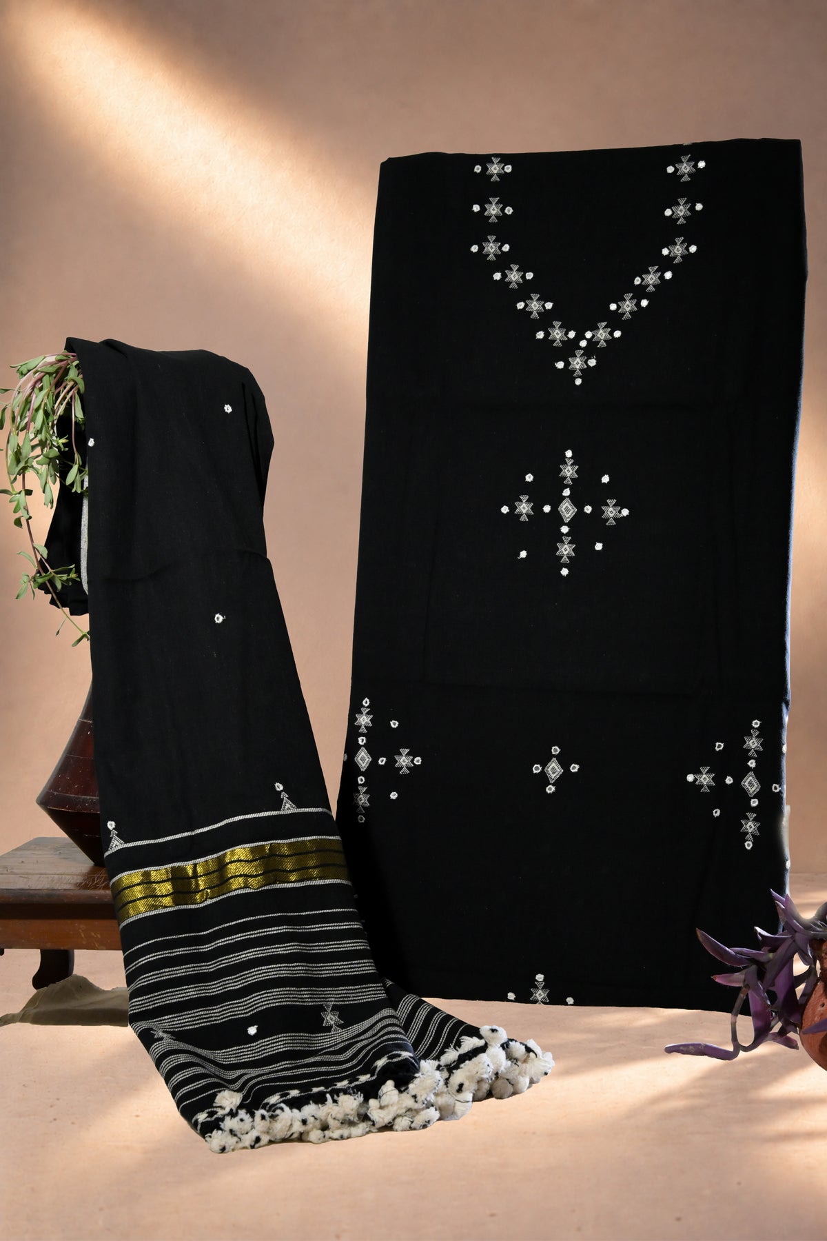 Kaaro | Chaumukh | Kala Cotton | Suit Piece - image 1
