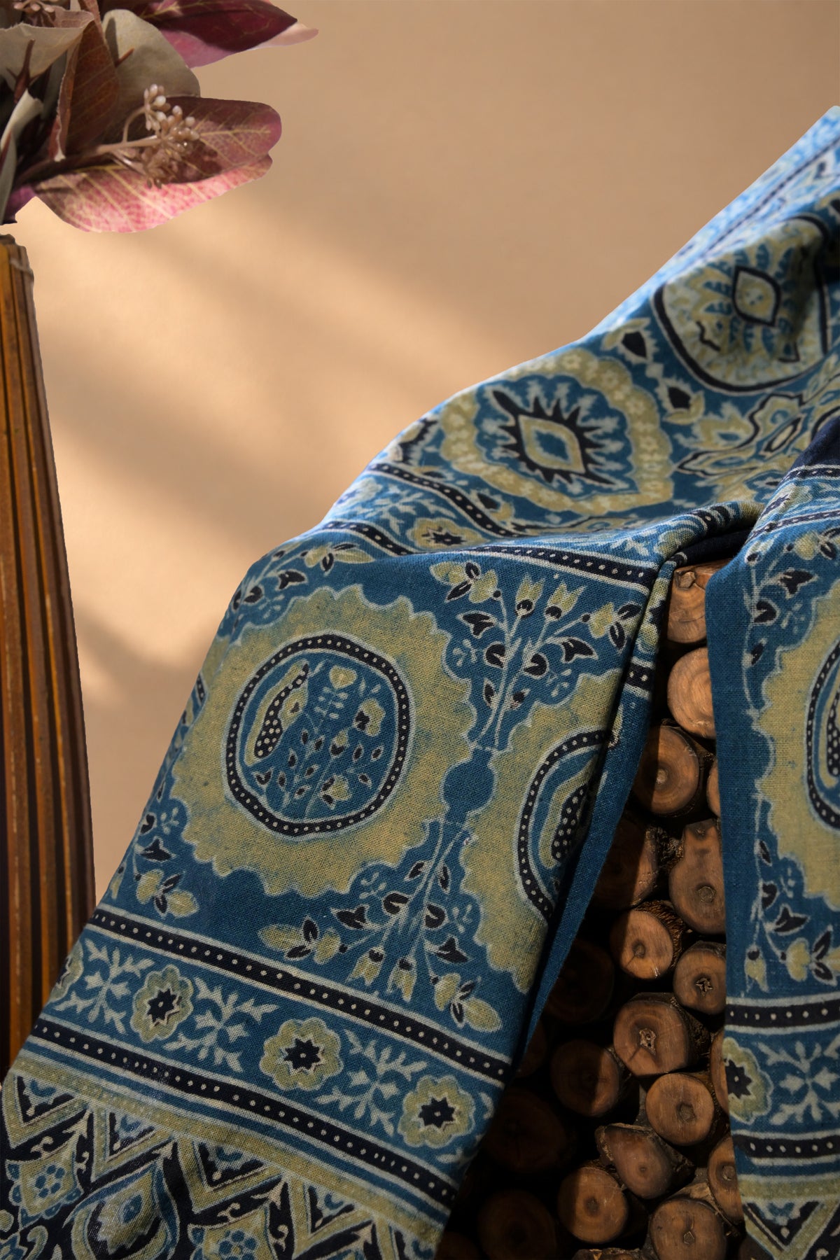 Neelo | Champakali | Kala Cotton | Stole - image 3