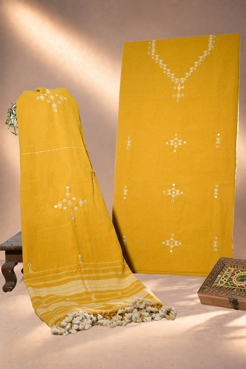 Pilo | Dholki | Kala Cotton | Suit Piece - image 1
